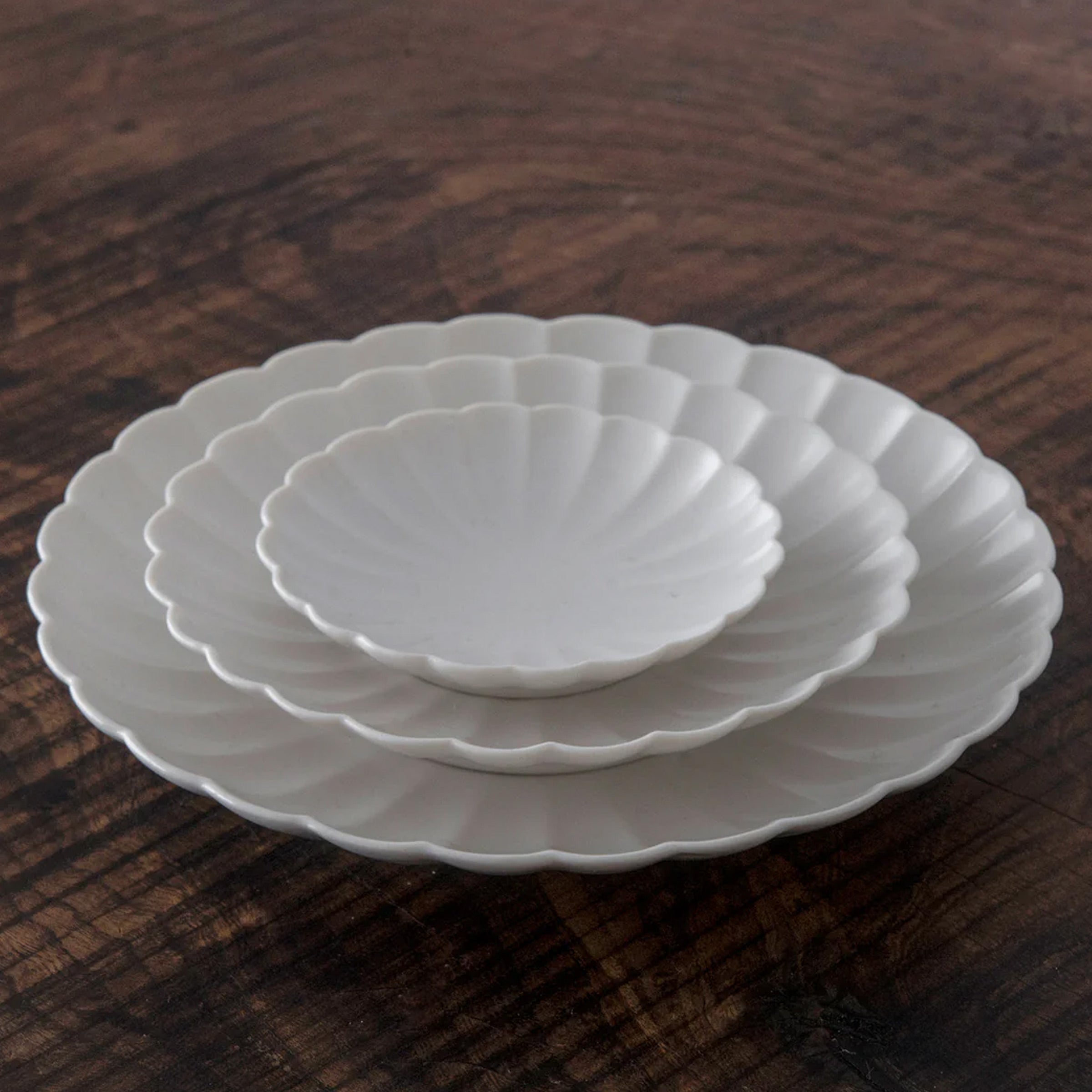 JICON Chrysanthemum Porcelain Plates