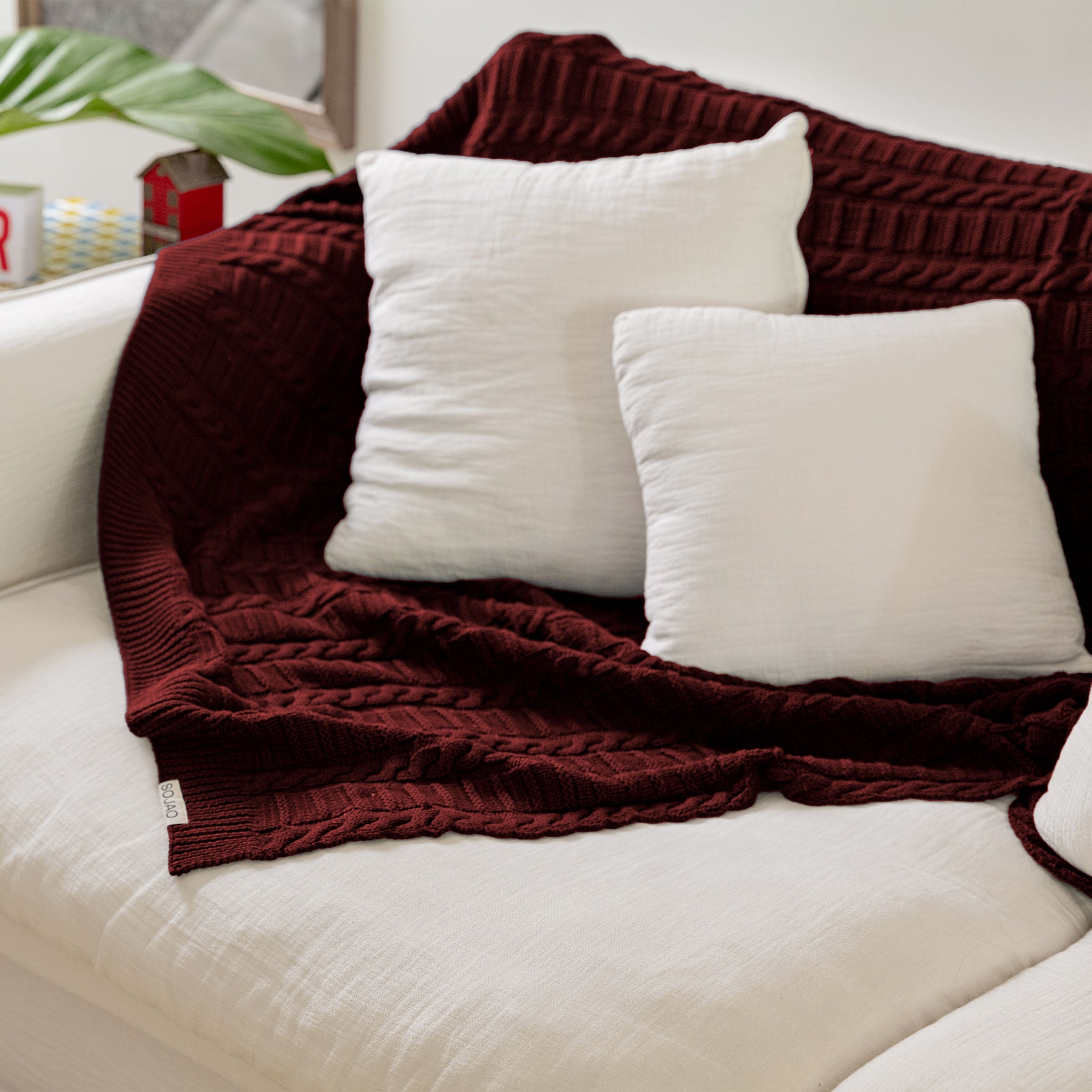 Cable Knit Throw