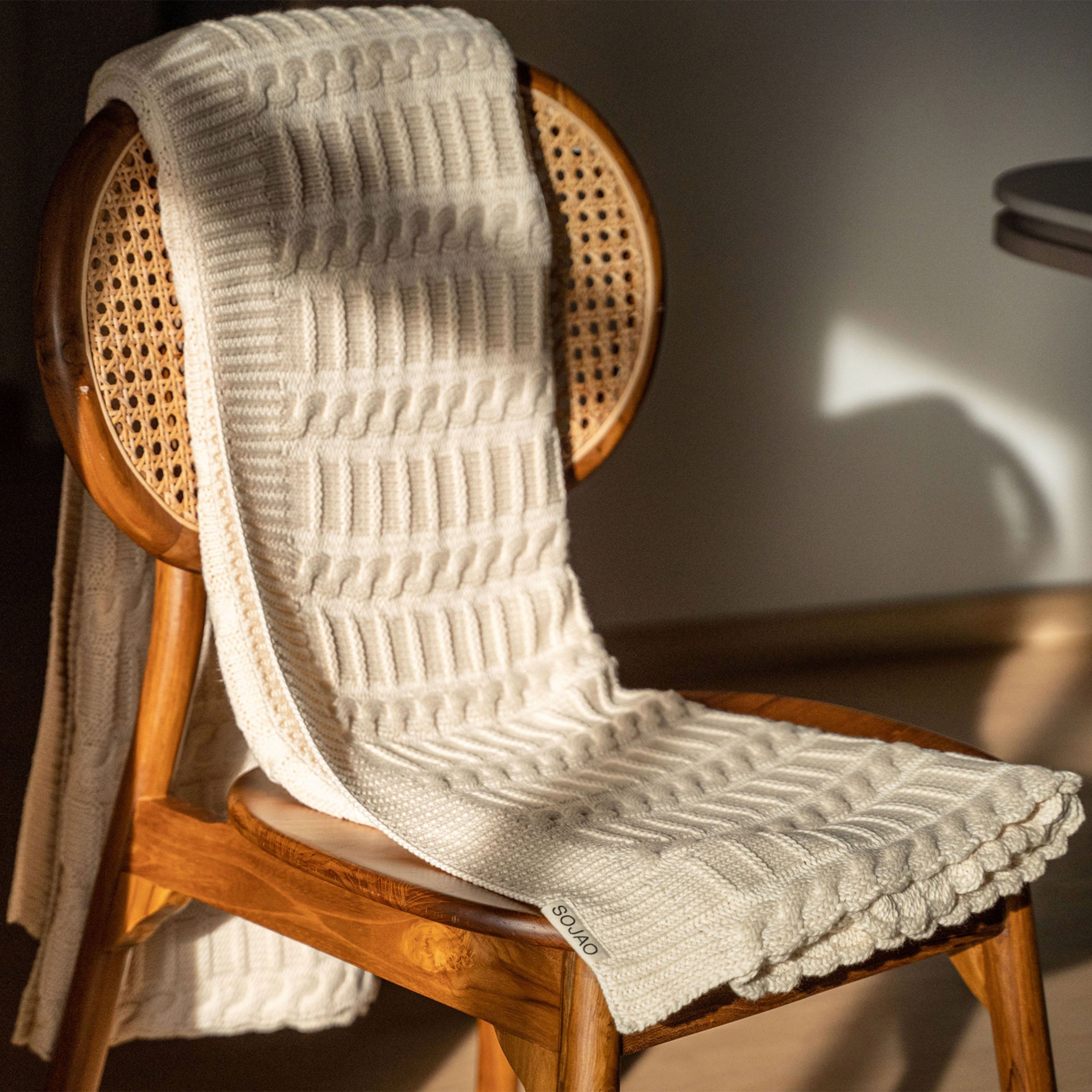 Cable Knit Throw