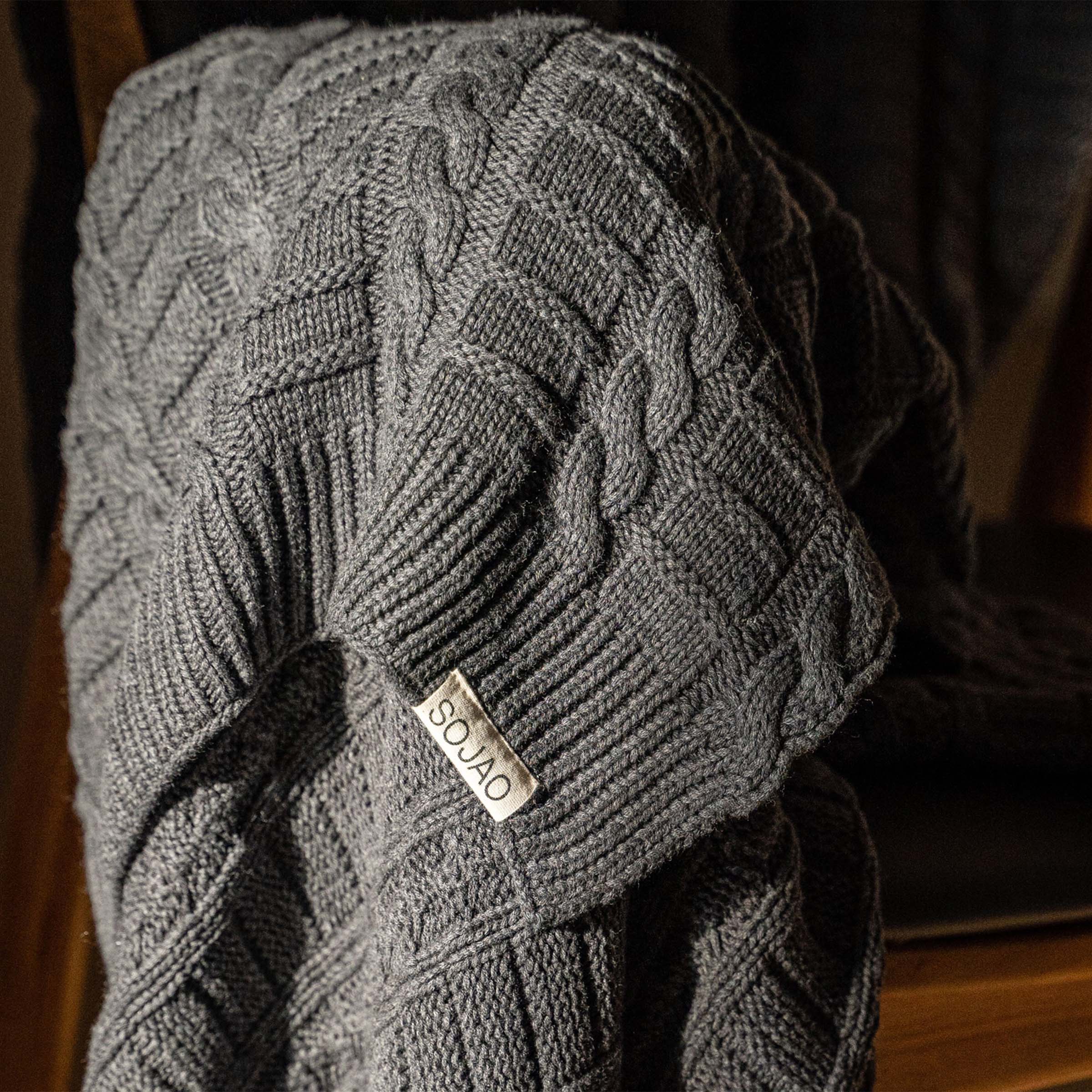 Cable Knit Throw