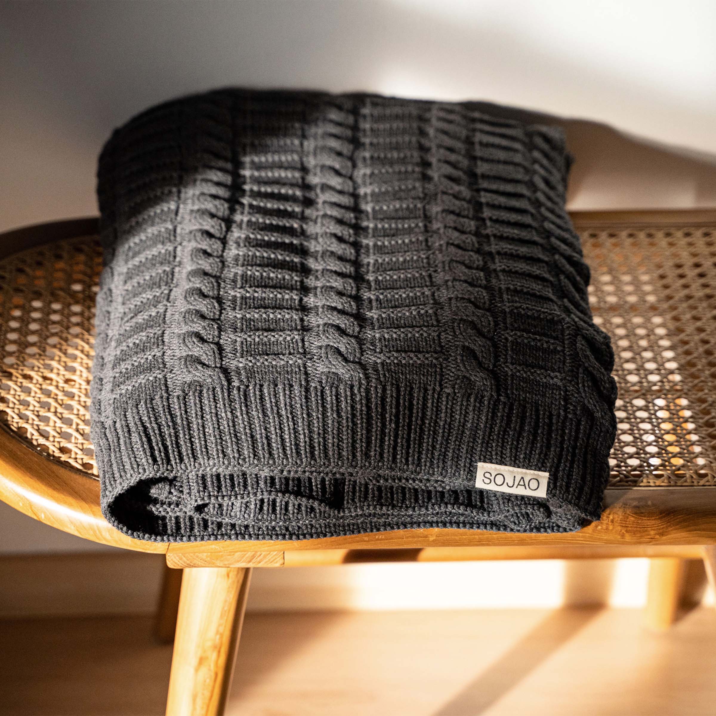 Cable Knit Throw