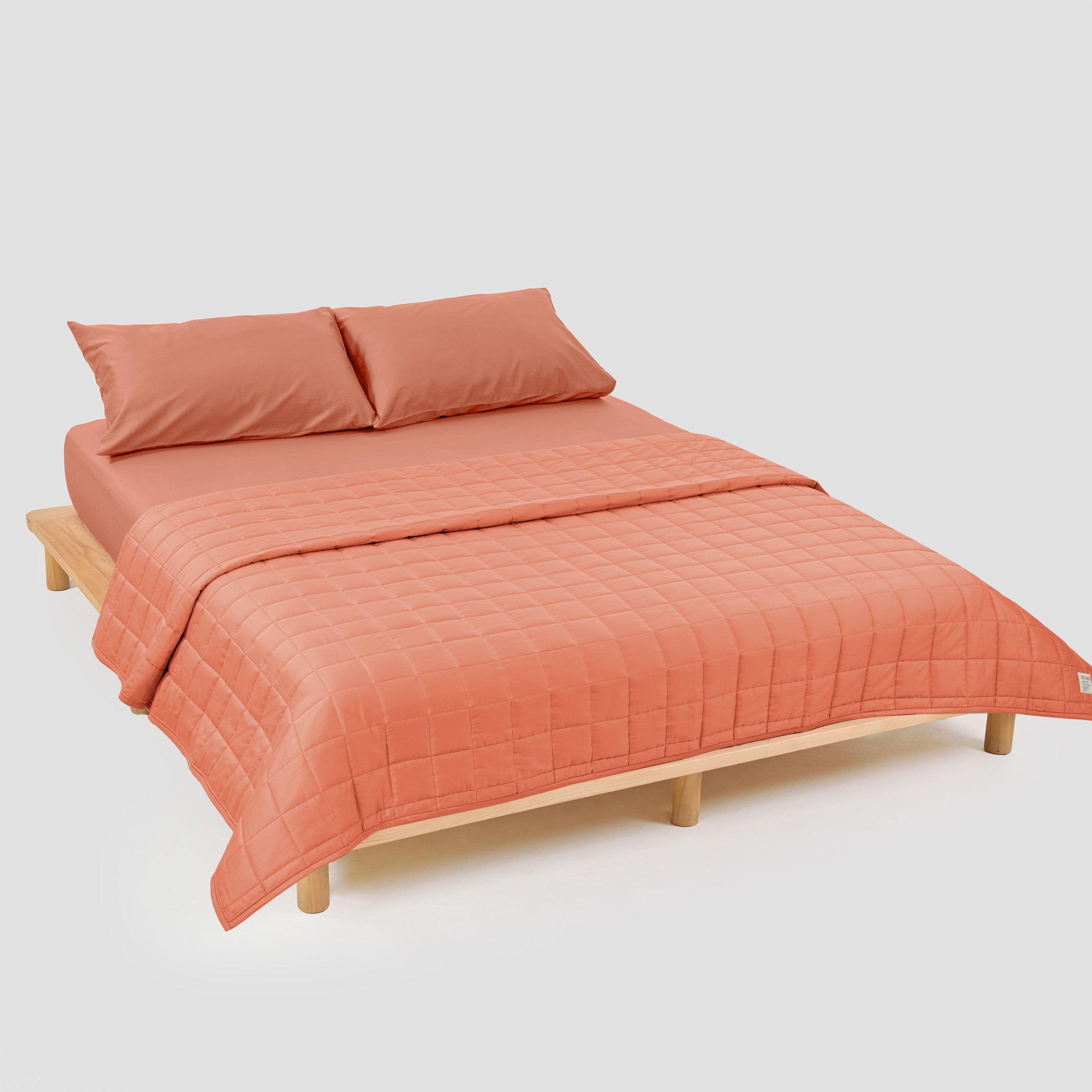Classic Peach Quilt Bundle Set