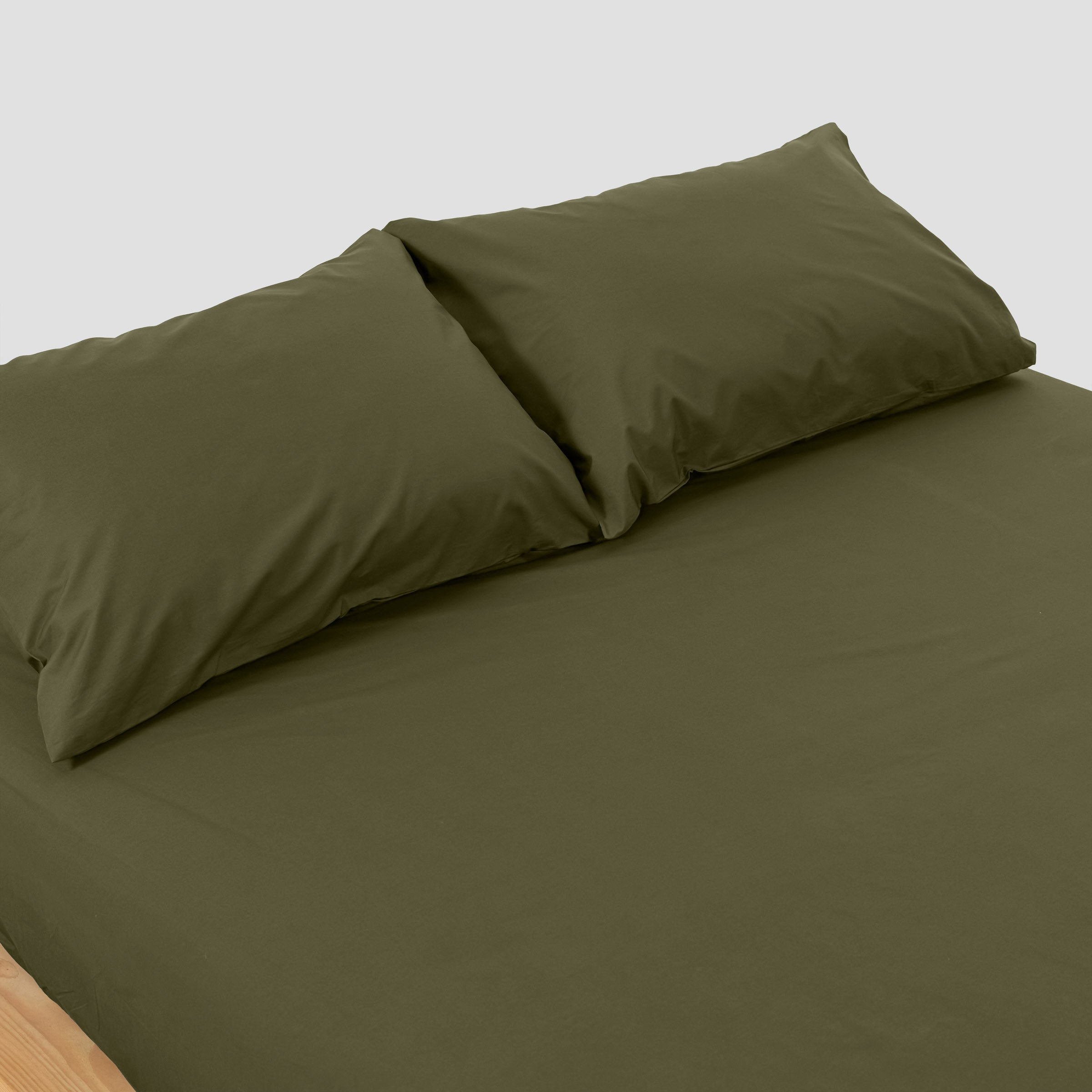 Crisp Olive Fitted Sheet Set