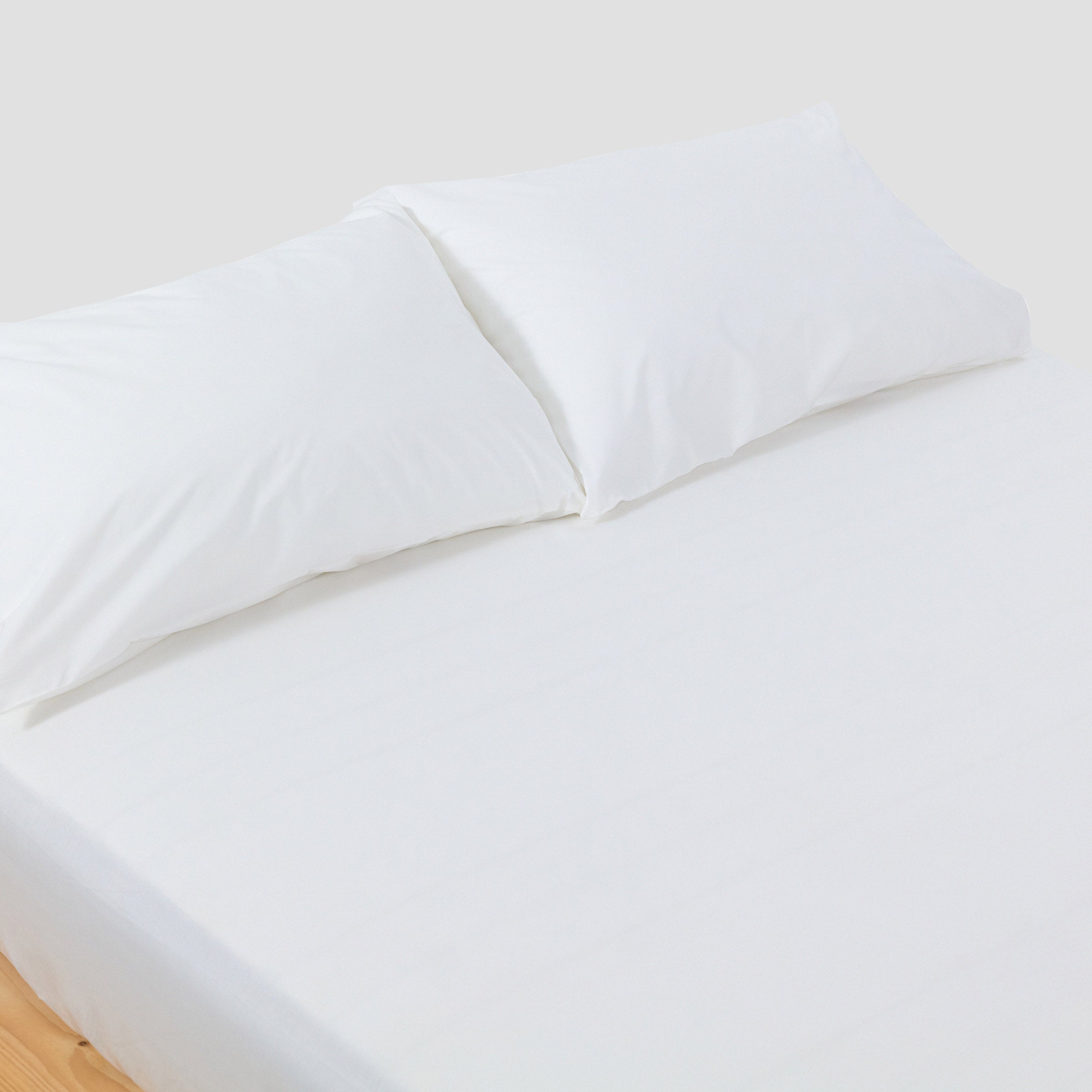 Crisp White Fitted Sheet Set