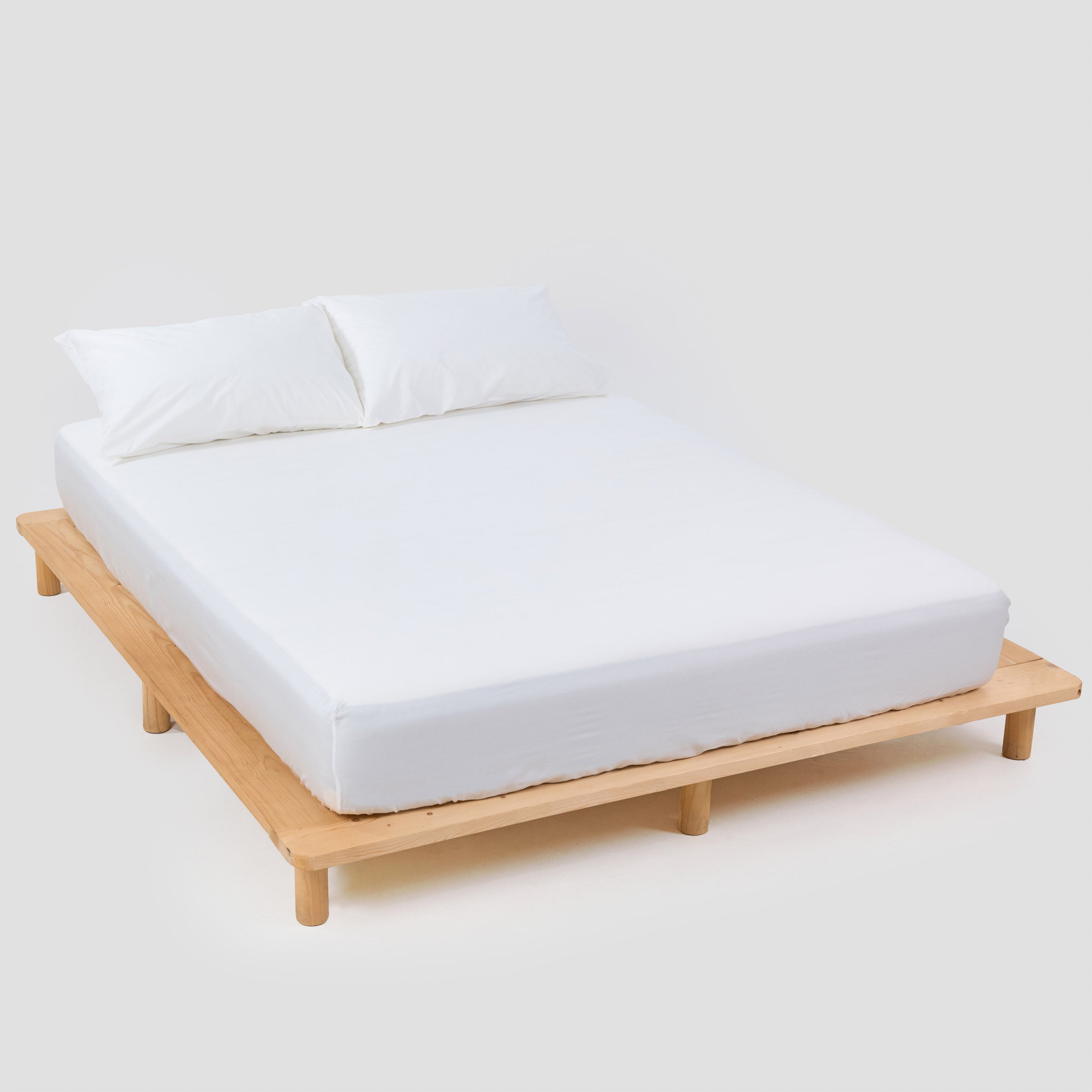 Crisp White Fitted Sheet Set